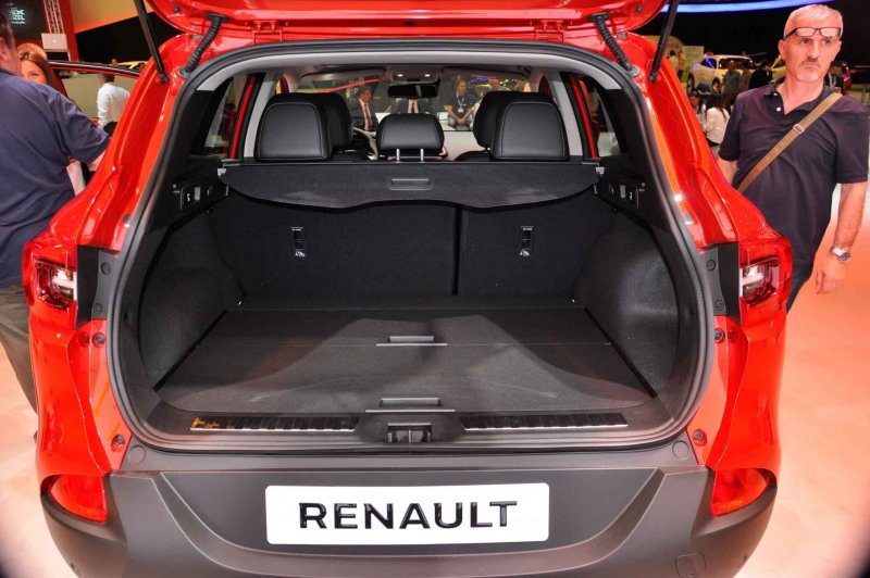 Renault Arcana багажник