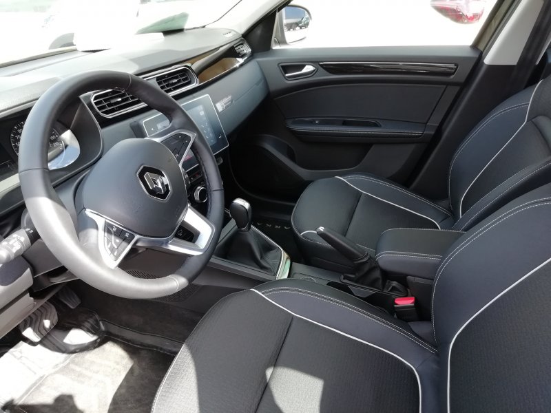 Renault Arcana салон