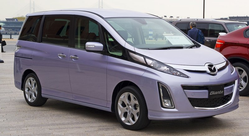 Mazda Biante 2019