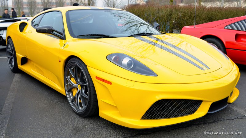 Ferrari 430 Scuderia желтая