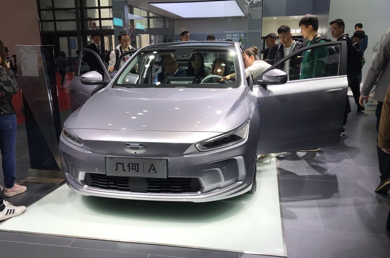 Geely Geometry c