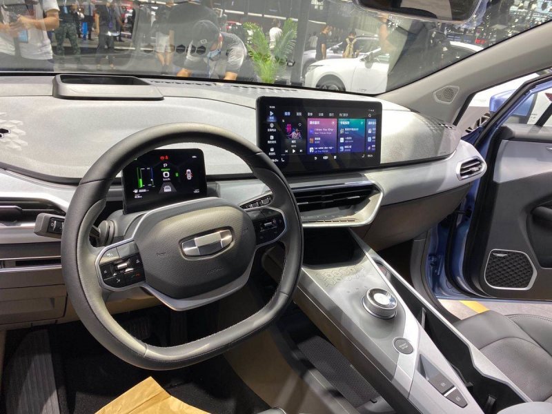 Geely Geometry c