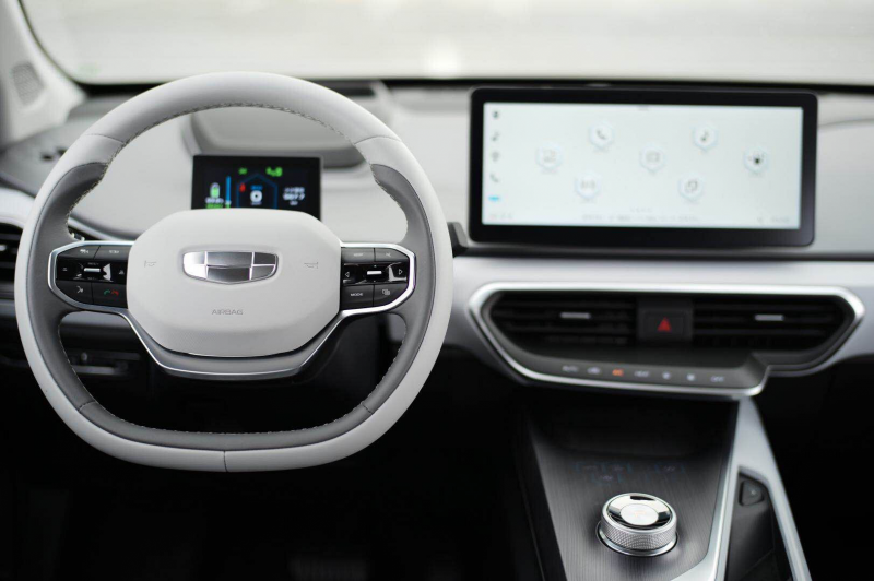 Geely электромобиль