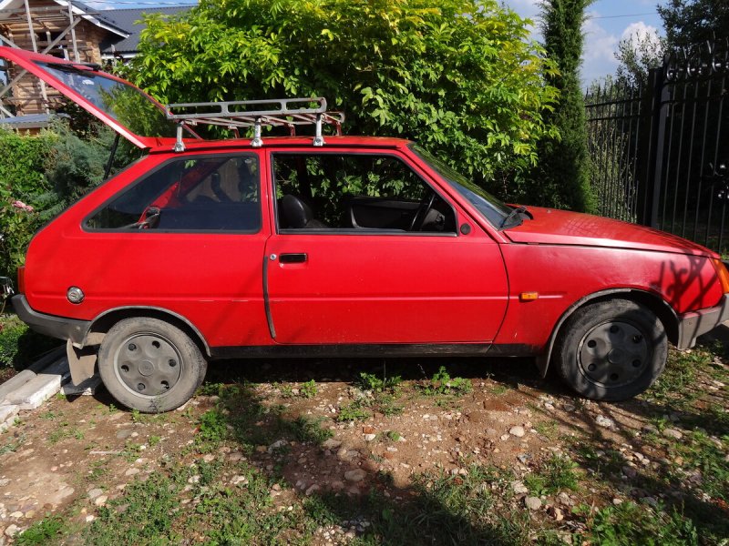 ЗАЗ-1102 «Таврия»