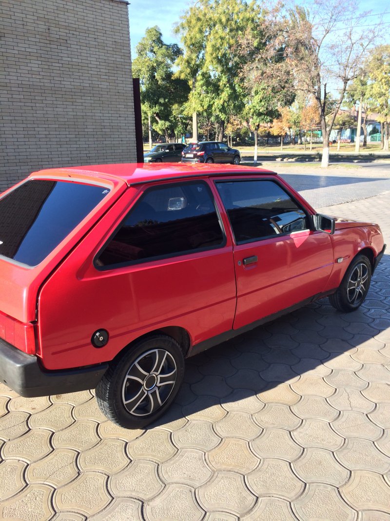 ЗАЗ-1102 «Таврия»