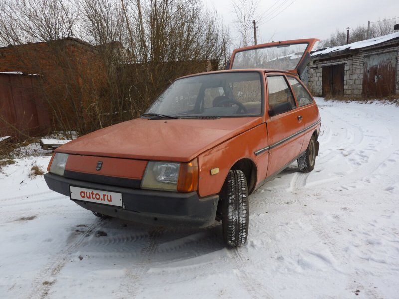 80-Х Г автомобиль российский Таврия 1102