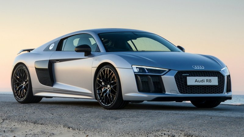Ауди р8 v10