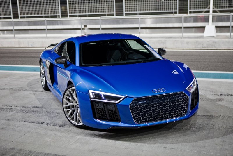 Audi r8 v10 Plus