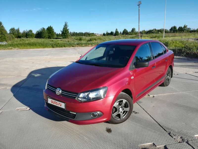 Volkswagen Polo 1.6 МТ, 2013,