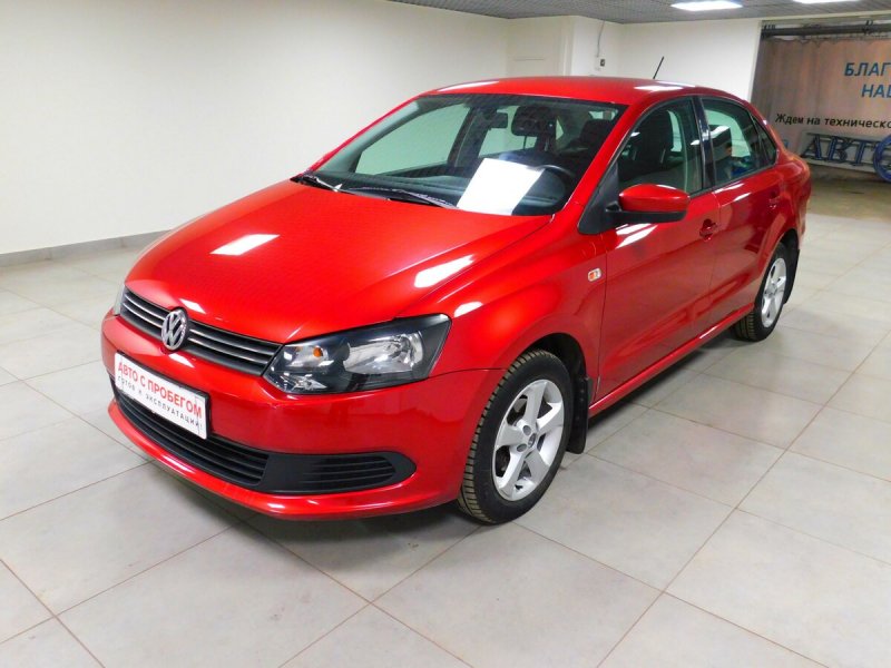 Volkswagen Polo Plus 2008 красный