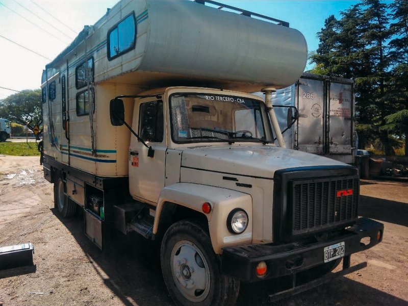 ГАЗ 3309 дом на колесах
