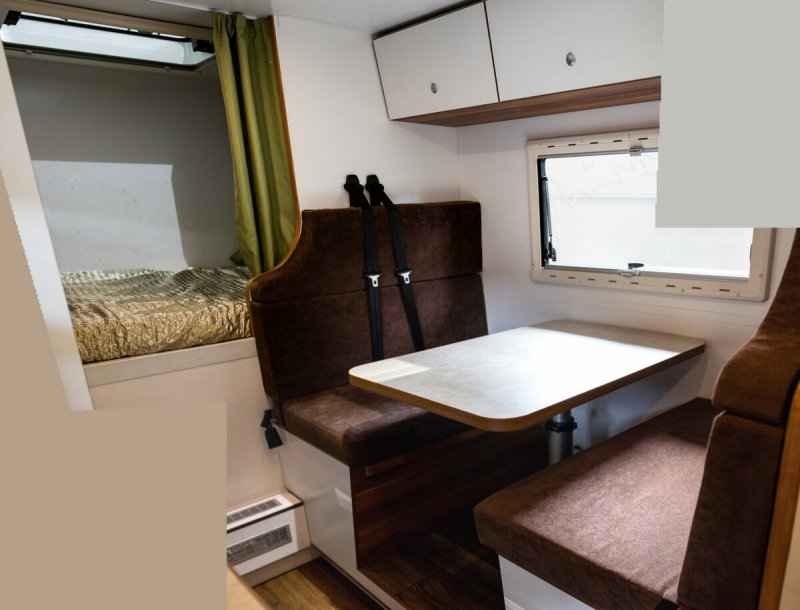 Урал 4320 кемпер