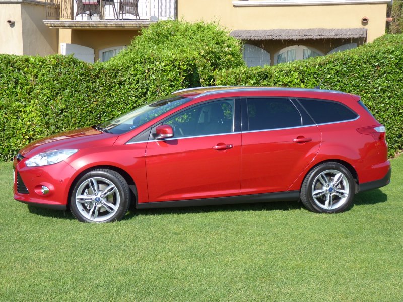 Ford Focus Wagon 2012
