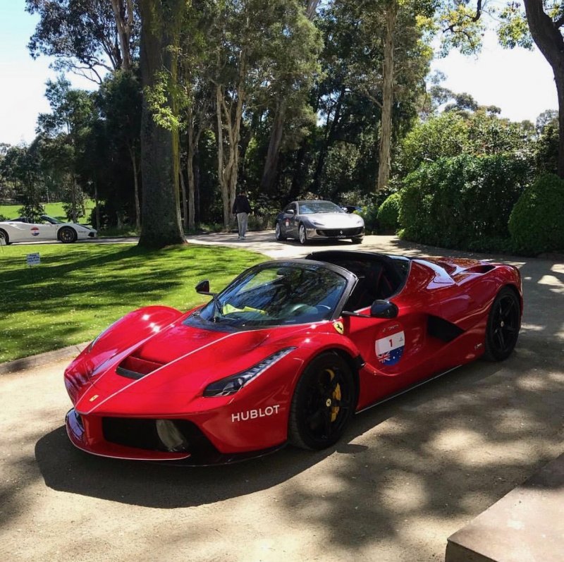 Феррари LAFERRARI aperta