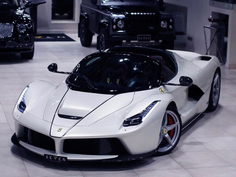 Ferrari LAFERRARI 1/32