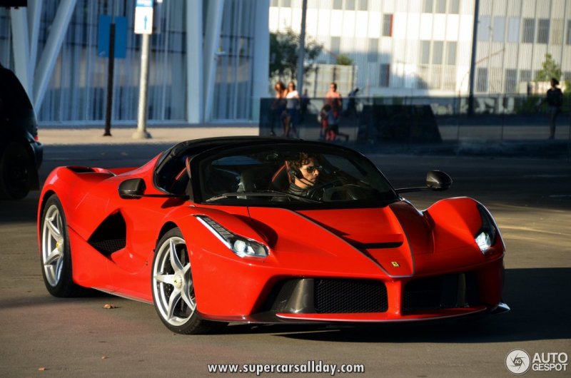 LAFERRARI aperta кабриолет