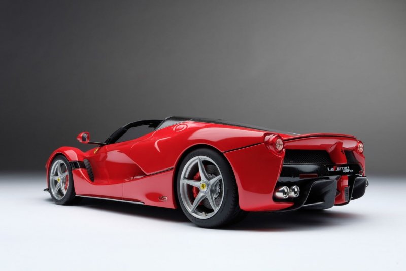 Ferrari LAFERRARI Black