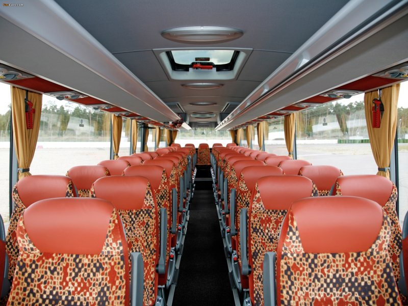 Автобус Mercedes Benz Tourismo