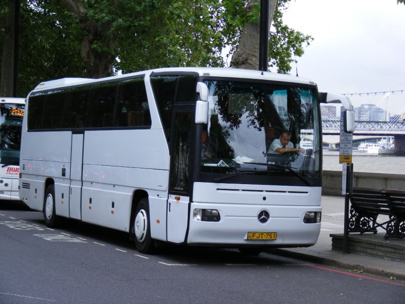 Mercedes Benz o350