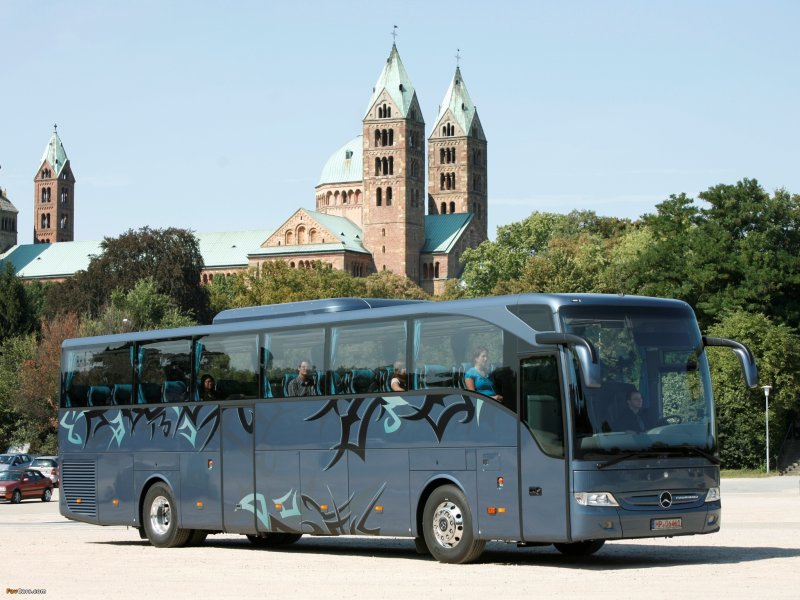 Автобус Mercedes Tourismo