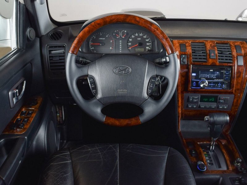 Hyundai Terracan 2.5 салон