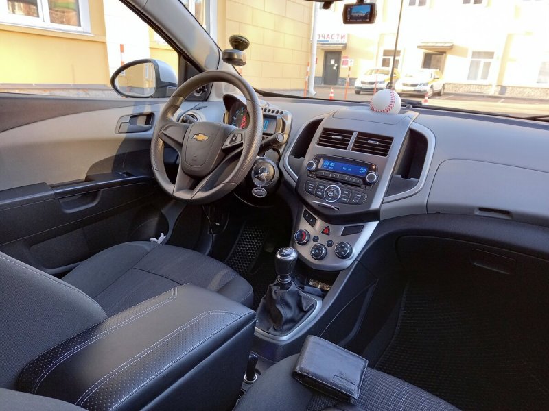 Chevrolet Aveo 2012 синий