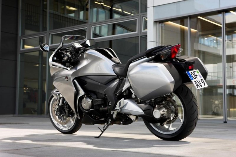 Объём масла в вилке Honda VFR 1200