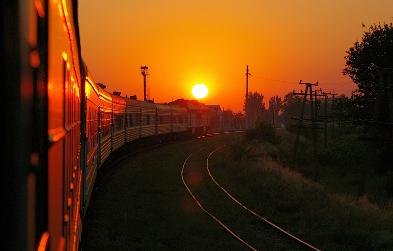 Уходящий поезд