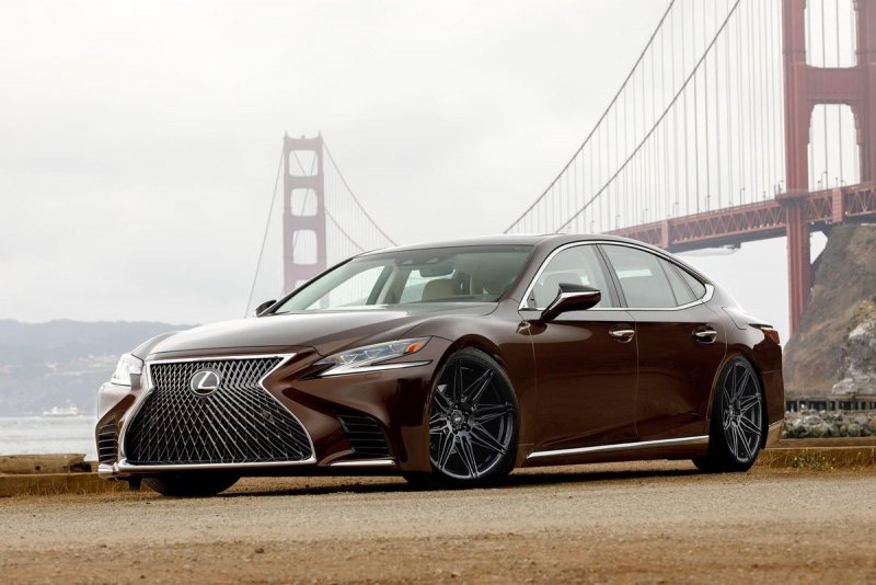 Lexus LS 2018