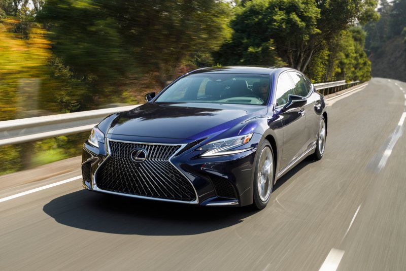 Lexus LS V ls500 AWD
