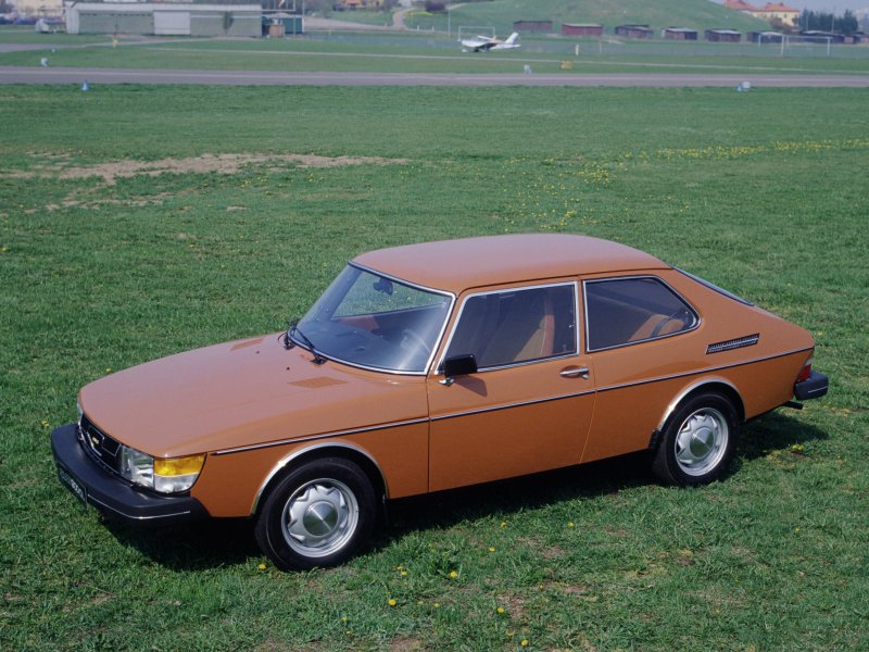 Saab 900 i купе