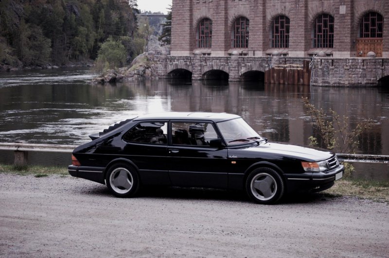 Saab 900 Aero