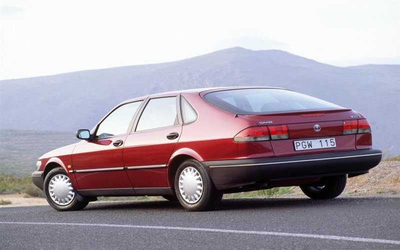 Saab 900 II