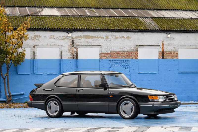 Saab 900 Turbo Coupe