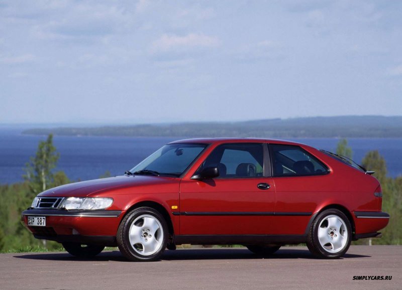 Saab 900 Coupe