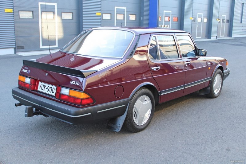 Saab 900 1990