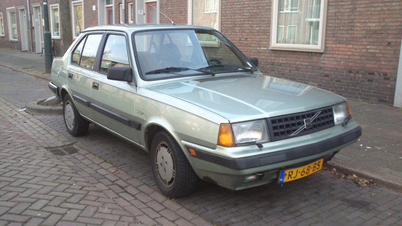 Volvo 300 Series