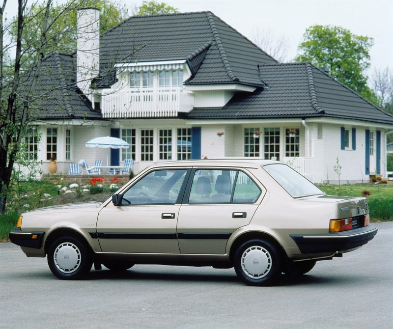 Volvo 340-360