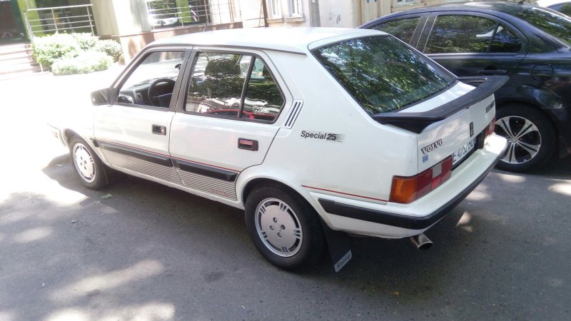 Volvo 340-360