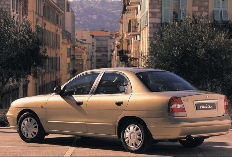 Daewoo Nubira