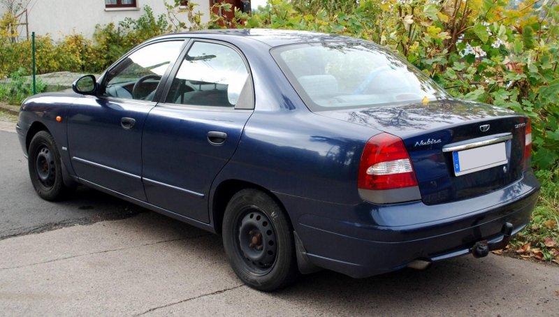 Daewoo Nubira 1.6 МТ, 1998