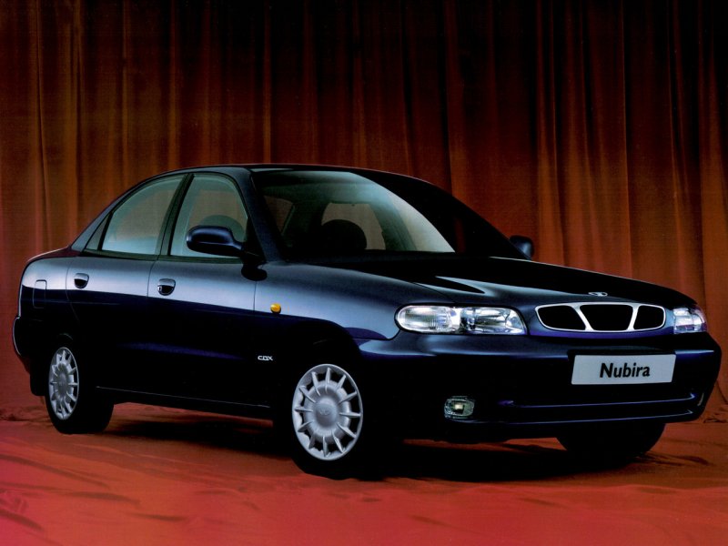 Daewoo Nubira (j100) седан