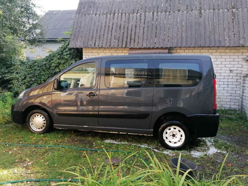 Peugeot Expert Tour Transformer