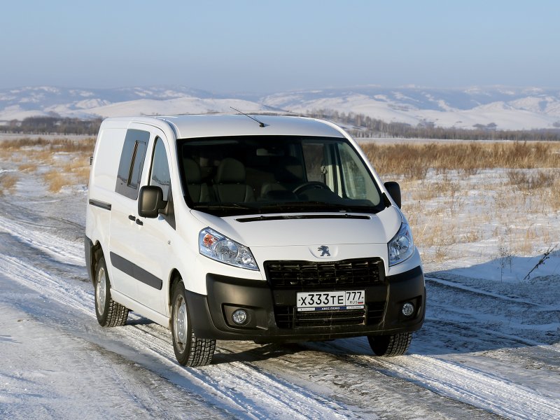 Peugeot Expert Грузопассажирский