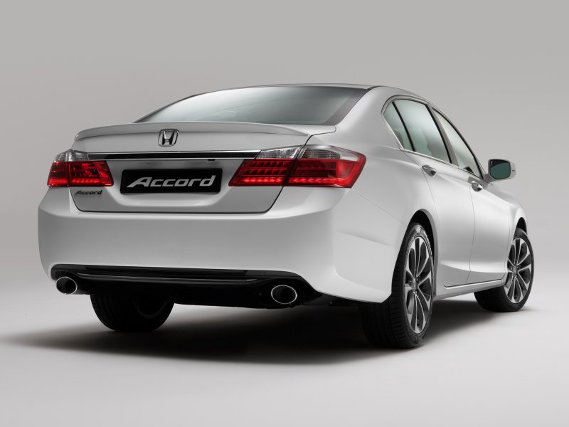 Honda Accord 9 2.4