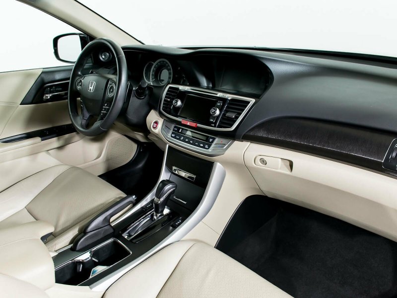 Honda Accord 9 поколение спортивная