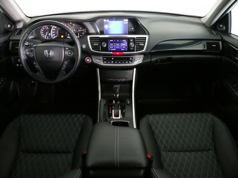 Honda Accord 9 поколение салон