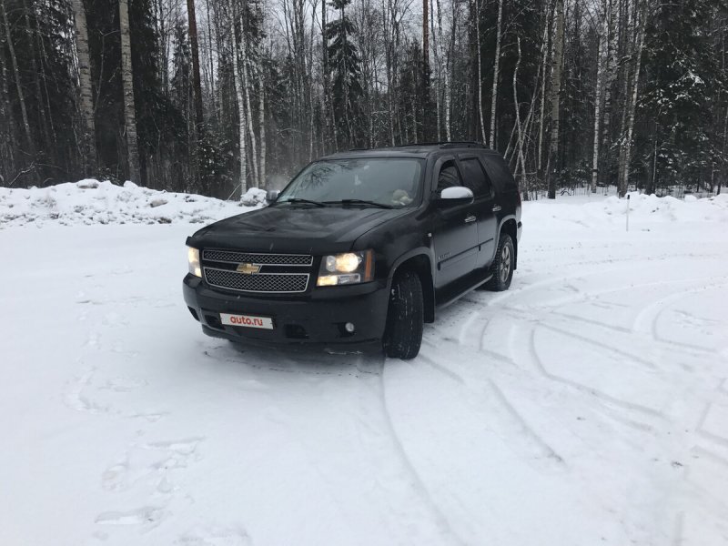 Тахо ночью Шевроле 750