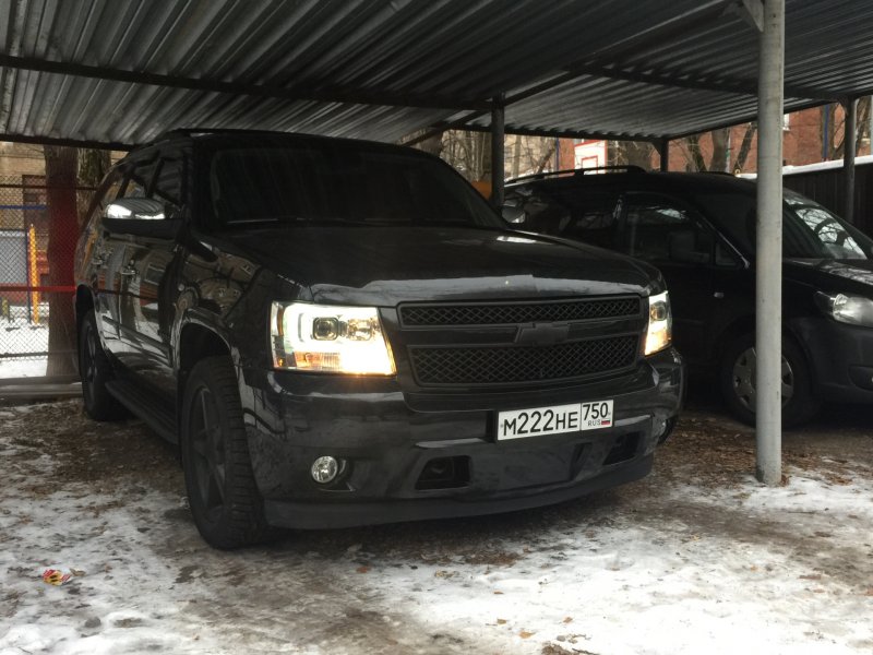 Тахо ночью Шевроле 750