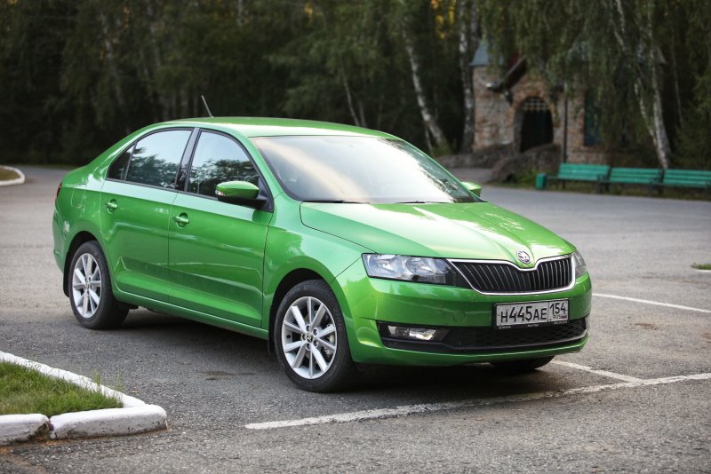 Очень сложно Skoda Rapid 2014 года